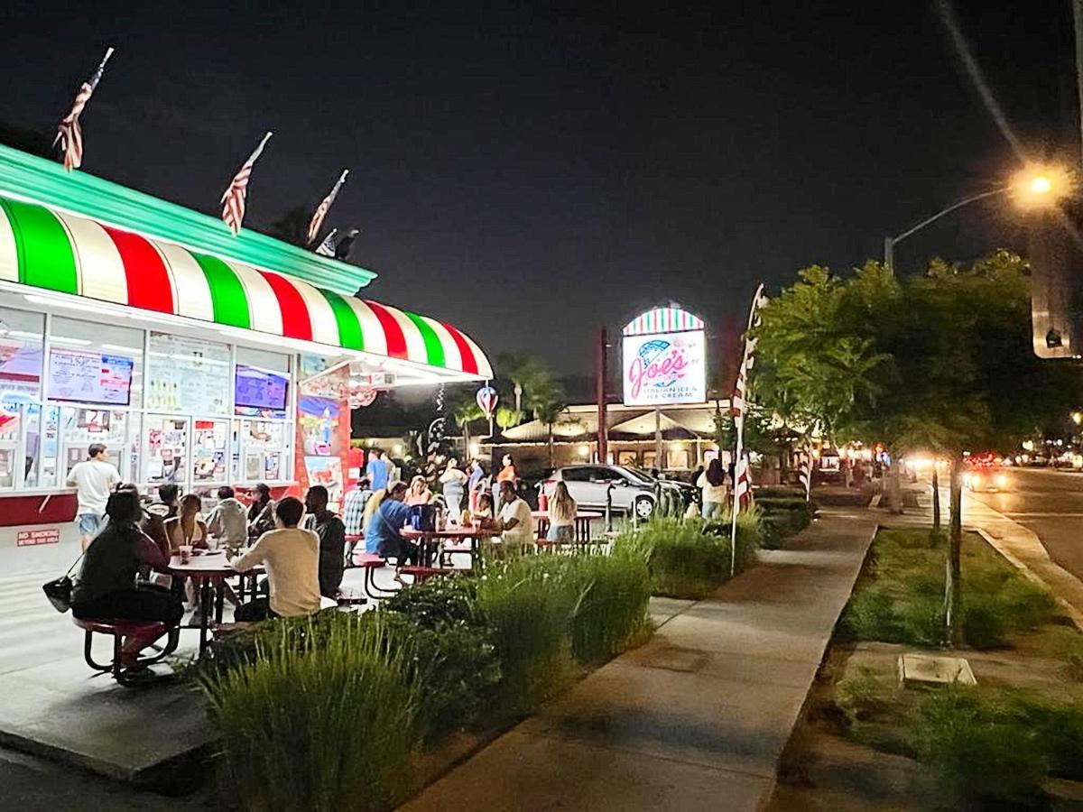 Bposhtels Anaheim Hostel Екстериор снимка